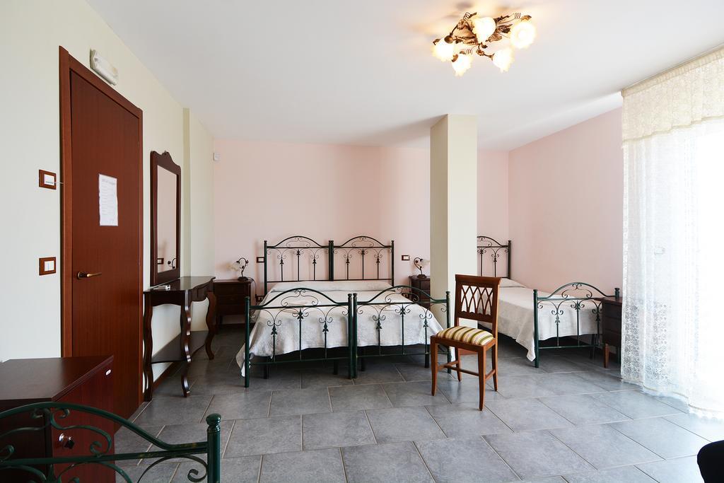 B&B La Castellana Marina di Ragusa Exterior foto